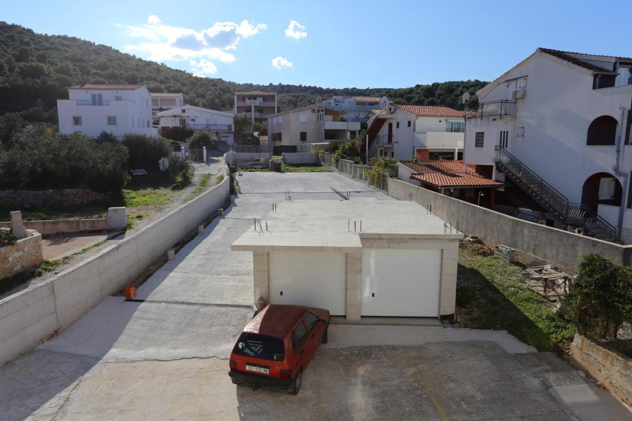 Apartments By The Sea Slatine, Ciovo - 14541 Εξωτερικό φωτογραφία