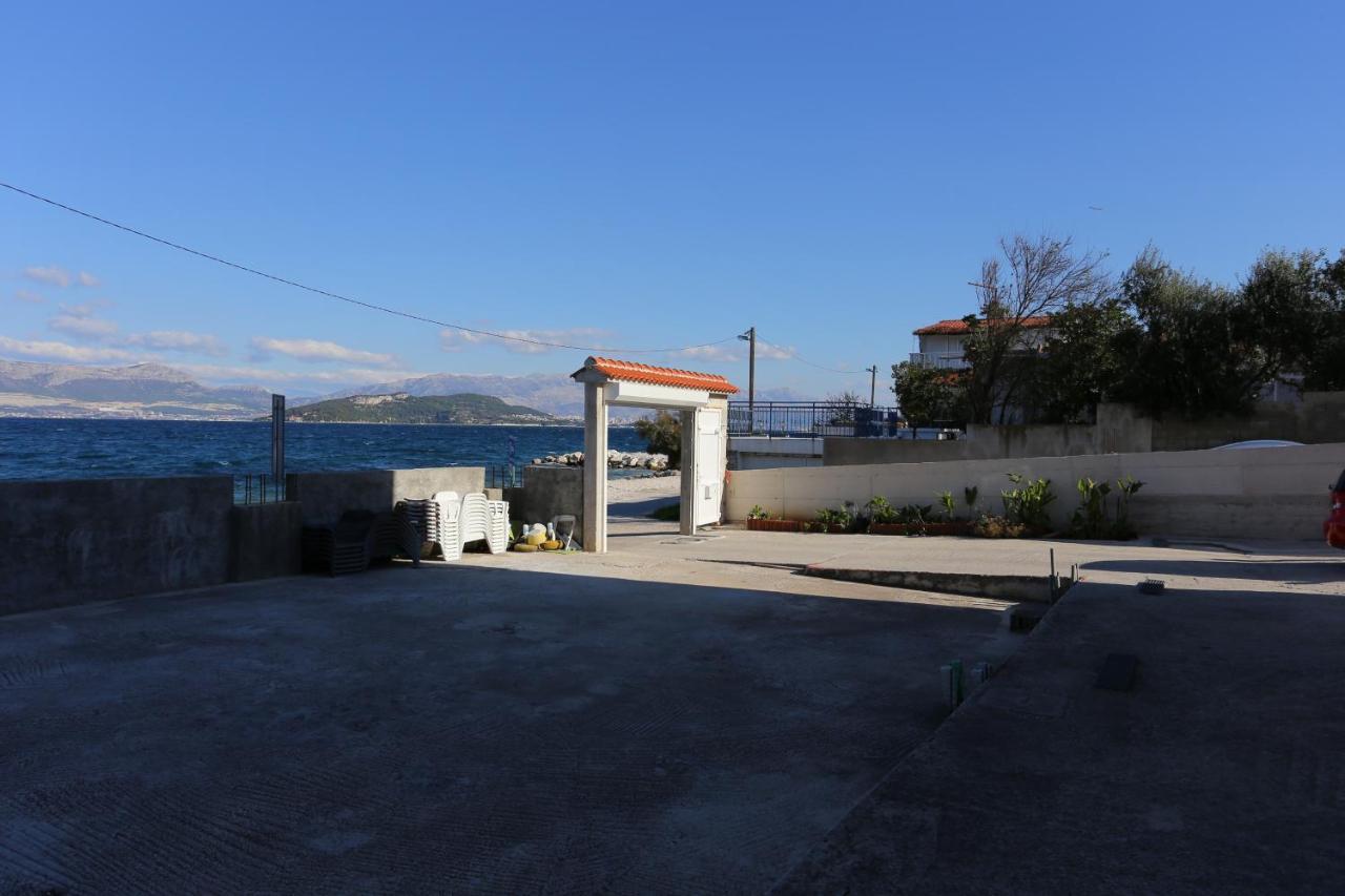 Apartments By The Sea Slatine, Ciovo - 14541 Εξωτερικό φωτογραφία