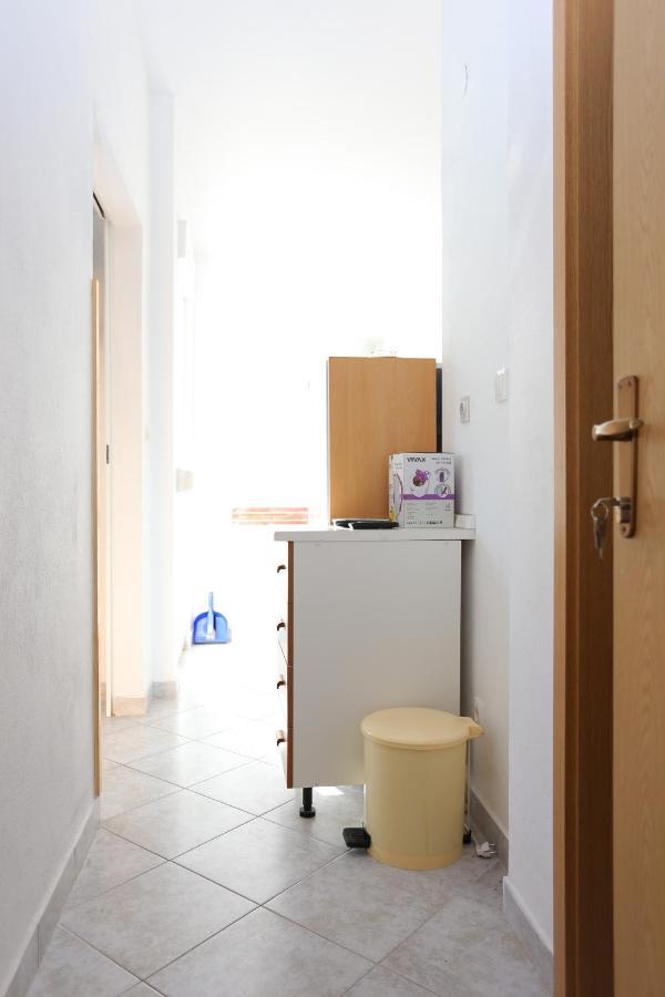 Apartments By The Sea Slatine, Ciovo - 14541 Εξωτερικό φωτογραφία