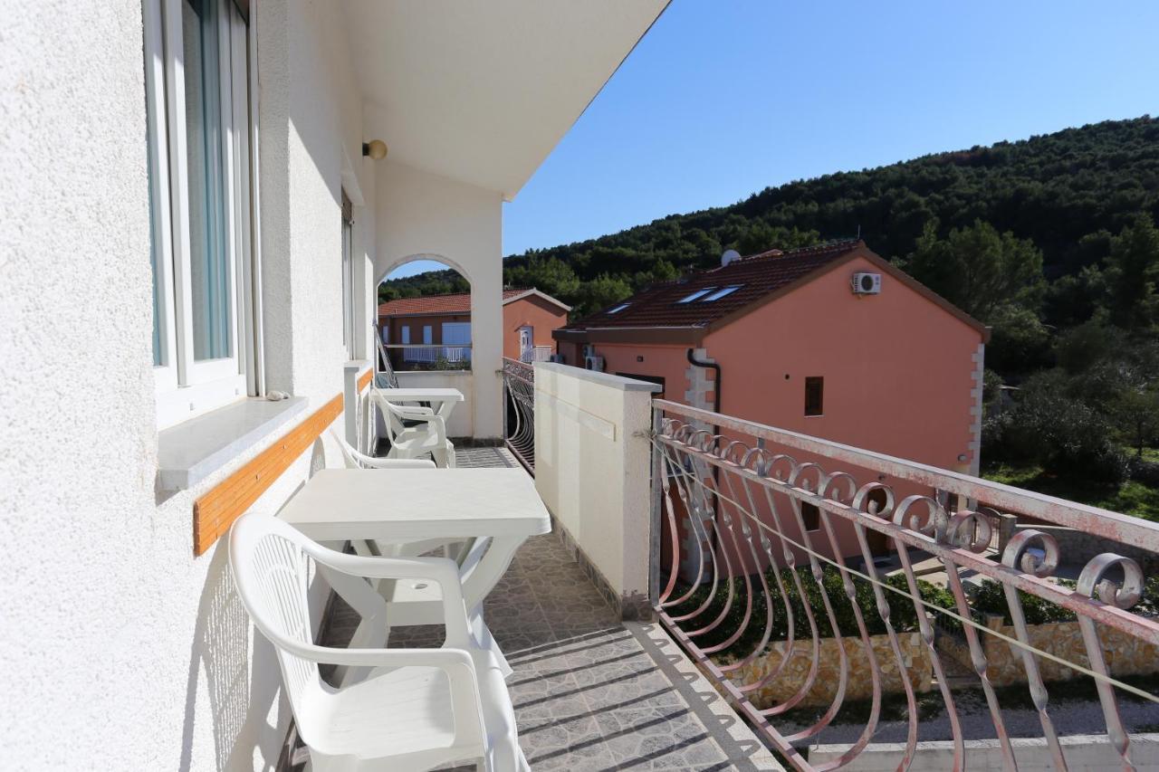 Apartments By The Sea Slatine, Ciovo - 14541 Εξωτερικό φωτογραφία